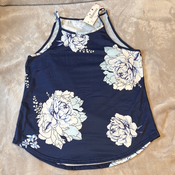 Sherosa || NWT Floral Navy Blue Top (M) - Picture 3 of 9